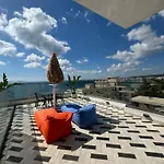 Britania 4*