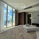 Hotel Britania 4*