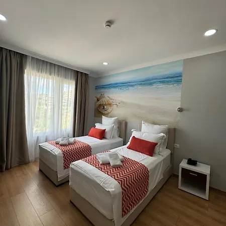 Hotel Britania 4*