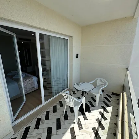 Hotel Britania Vlore