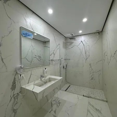 Britania Hotel 4*