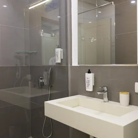 Britania 4* Avlonya