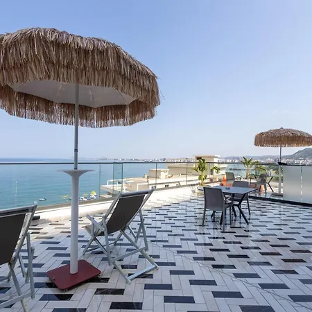 Otel Britania Avlonya
