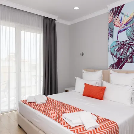 Britania Otel Avlonya