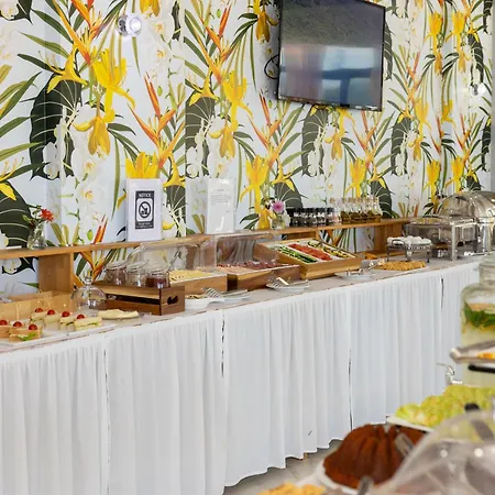 Otel Britania 4*