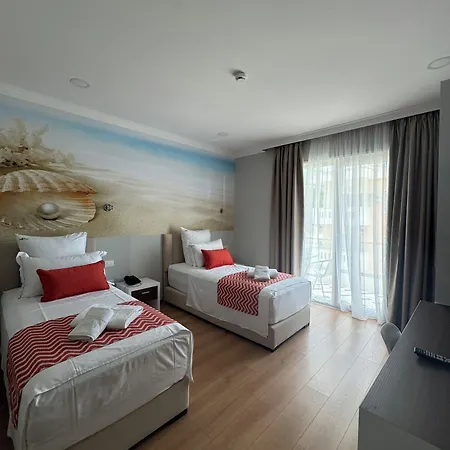 Britania Otel Avlonya