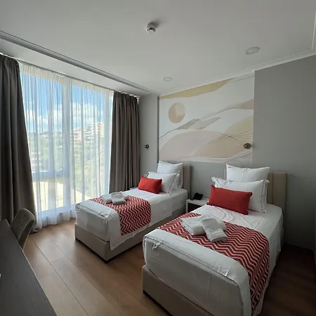 Britania Otel 4*