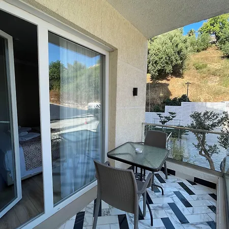 Britania 4* Влёра