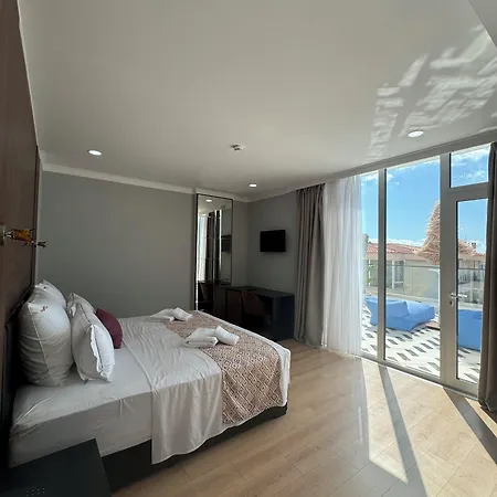Otel Britania