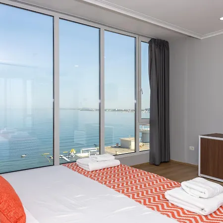 فندق Britania 4*
