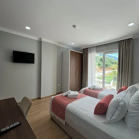 فندق Britania 4*