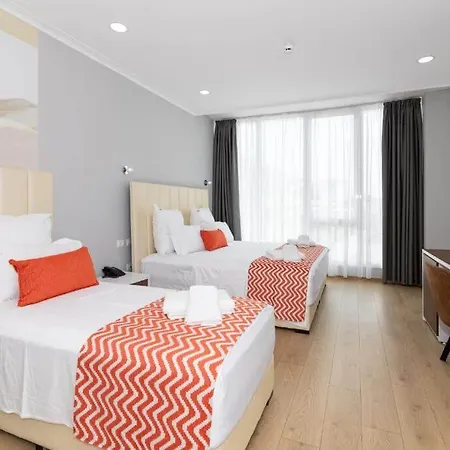 Britania 4* Vlore